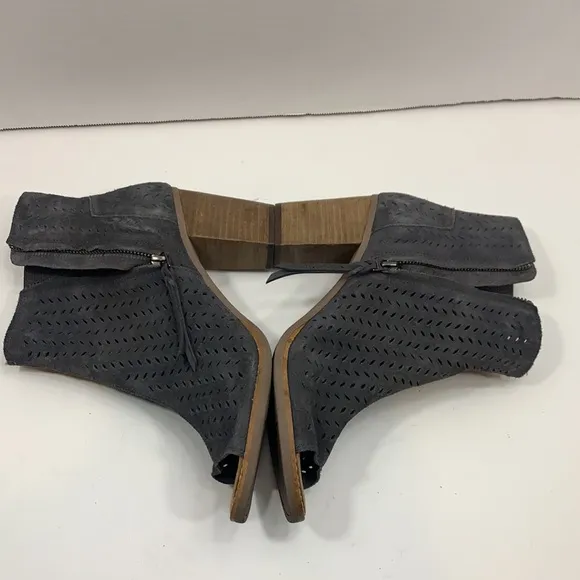 Toms suede perforated peep toe boots