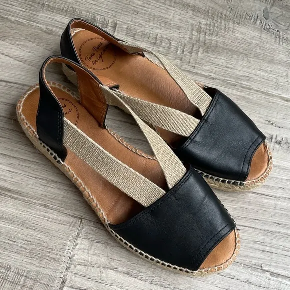 Toni Pons Etna Flat Espadrille Sandals Leather And Elastic Black/Tan SZ 6.5 (37)