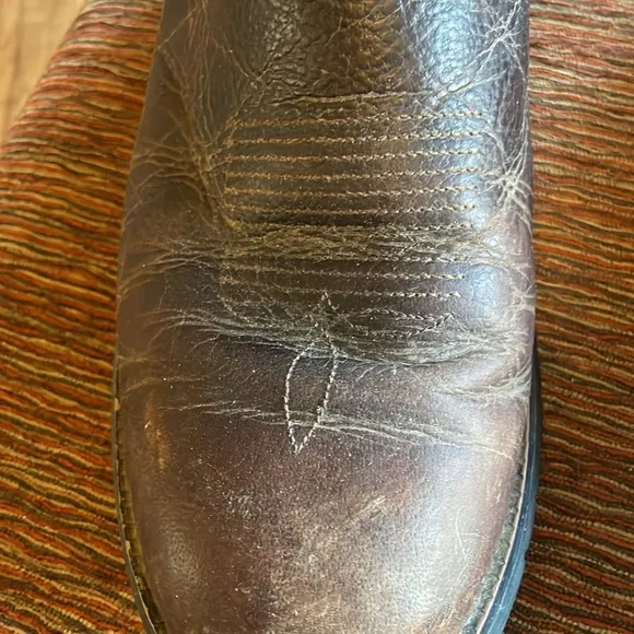 Tony Lama Men's Brown Cowboy Boots. Good Condition. Size 10 1/2 D.