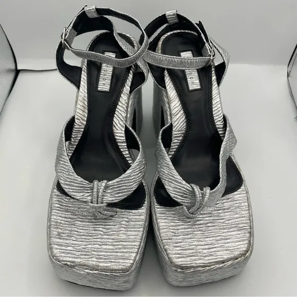 Topshop high platform silver metallic ankle strap sandals women Size 7
