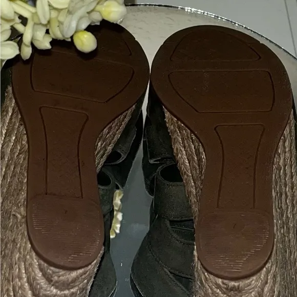 TORY BURCH Bailey Wedge Olive Green Espadrille Sandals