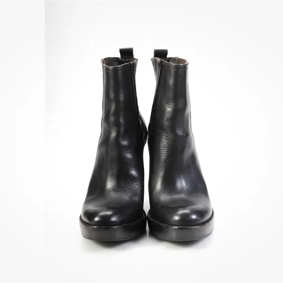 Tory Burch Black Round Toe Platform Ankle Boots 7M - Excellent Condition