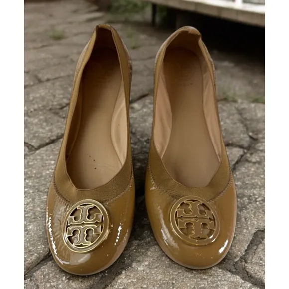 Tory Burch Caroline 2 Ballet Flats Tan Beige Patent Leather Ballerina Shoes 7 7M