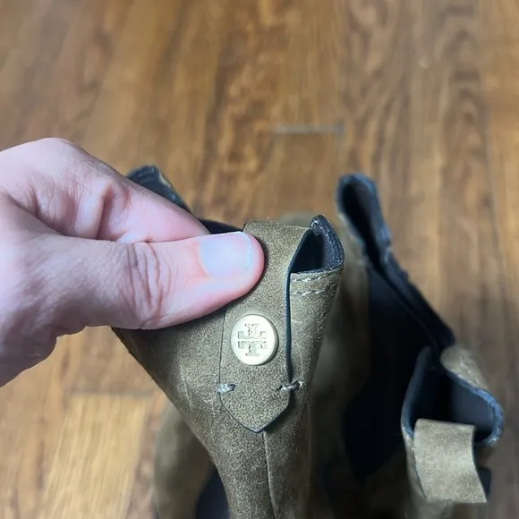 Tory Burch Chelsea Boot Size 6