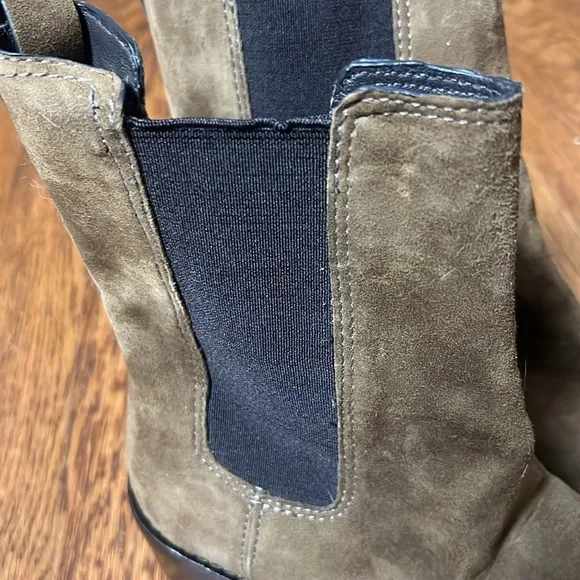 Tory Burch Chelsea Boot Size 6