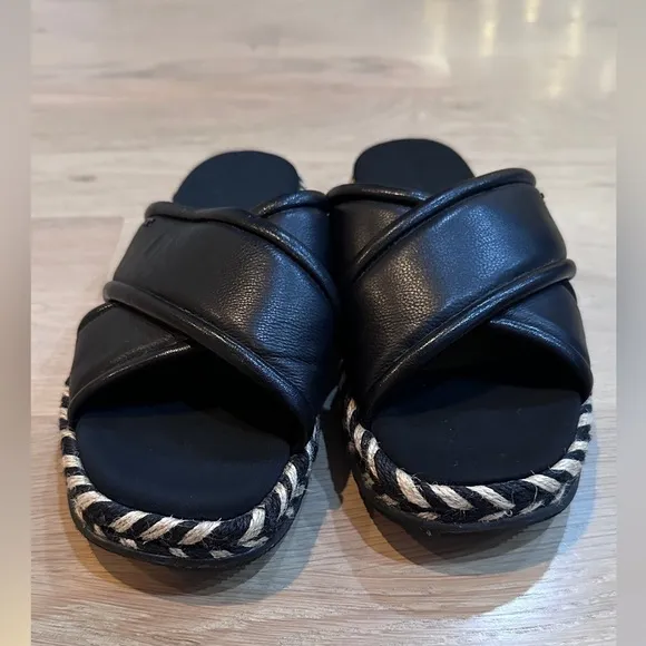 Tory Burch criss cross Leather Espadrille Slide Sandals  black leather size 8.5