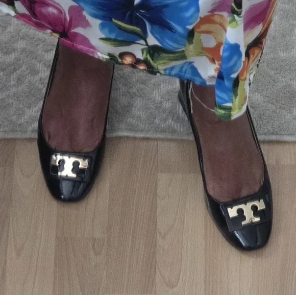 Tory Burch Gigi Block dressing shoes.