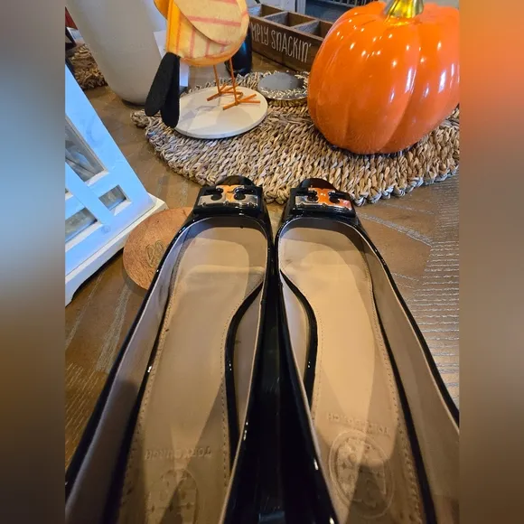 Tory Burch Gigi Block dressing shoes.
