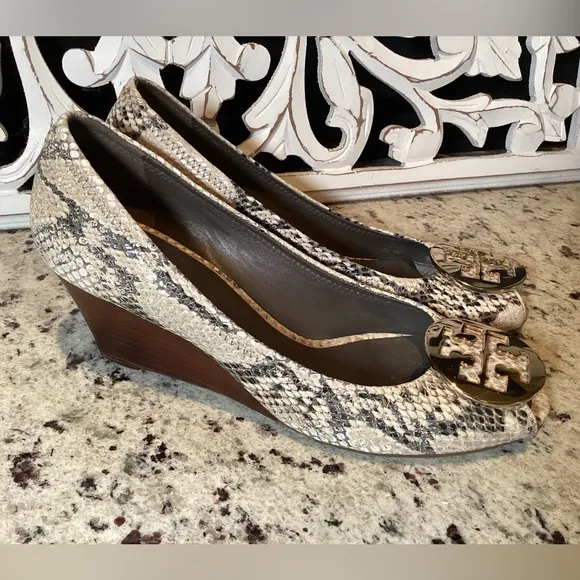 Tory Burch Julianne Snake Wedge Peep Toe Shoes Size 9