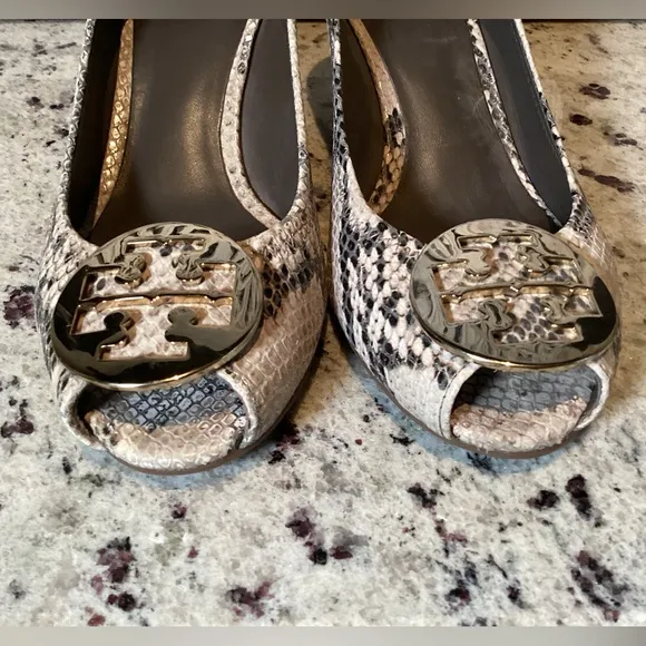 Tory Burch Julianne Snake Wedge Peep Toe Shoes Size 9