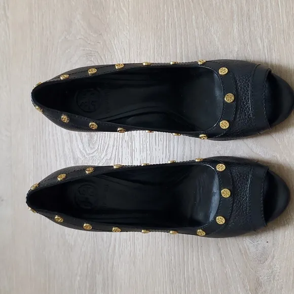 Tory Burch Nelson Leather Wedge Shoes Black With Gold Sz9.5