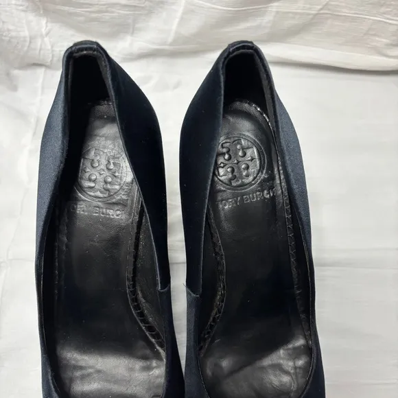 Tory Burch Peep Toe Heels   Dust Bag 6.5 Black