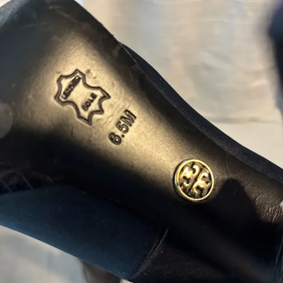 Tory Burch Peep Toe Heels   Dust Bag 6.5 Black