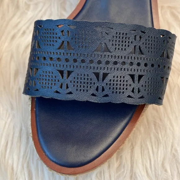 Tory Burch Roselle Navy Laser Cut Leather Platform Espadrille Sandals, Size 10.5