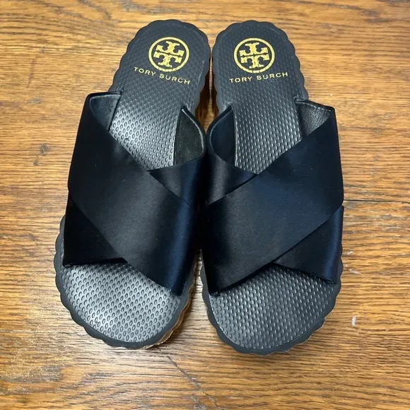 Tory Burch Size 9 • Black &amp; Gold Scallop Wedge Slip On Sandals.