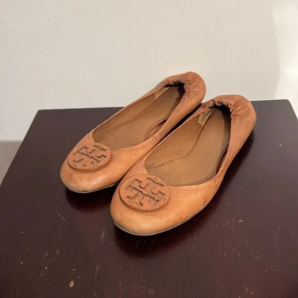 Tory Burch The Ballet Leather Flats in Golden Brown, size 11