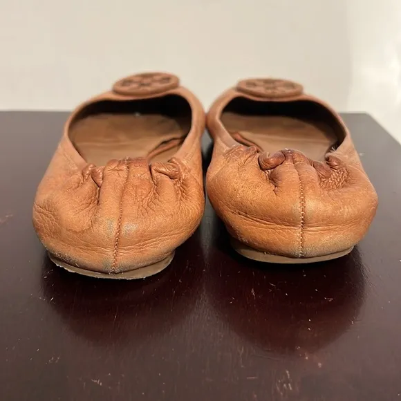 Tory Burch The Ballet Leather Flats in Golden Brown, size 11