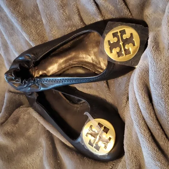 TORY BURCH TORY BURCH BLACK LEATHER MINNIE TRAVEL BALLERINA SHOES