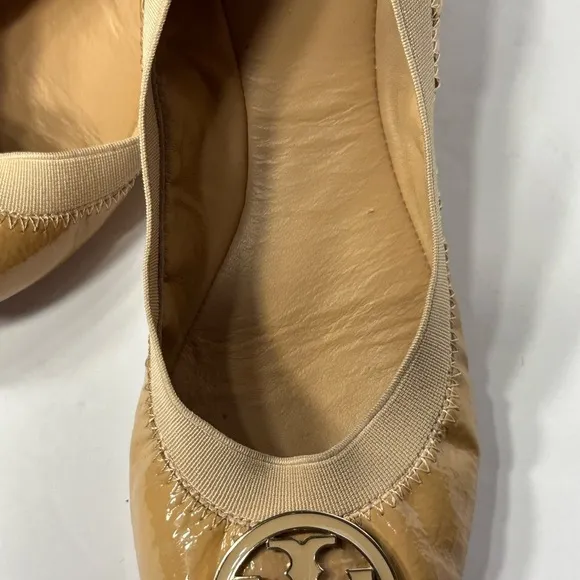 Tory Burch Women's Tan Ballet Flats size 5.5 pre owned great condition
