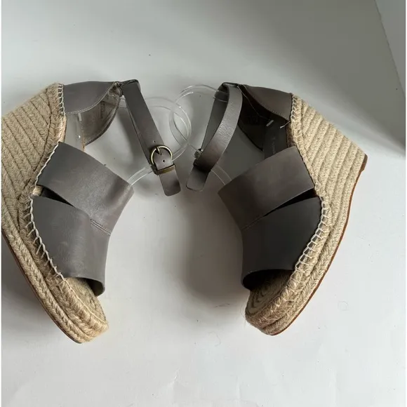 Treasure &amp; Bond Gray Espadrille Women’s Sandals Size 10