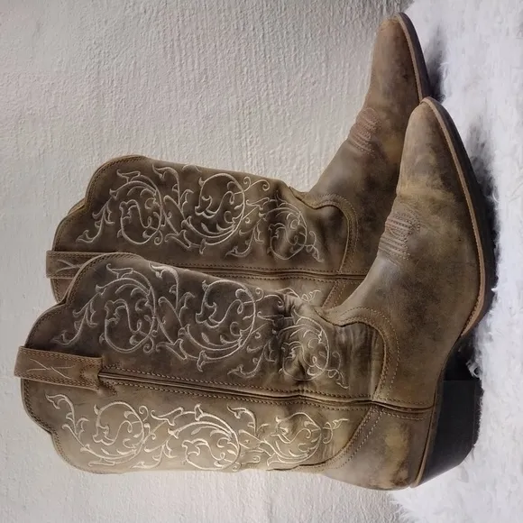 TWISTED X  Brown Leather Fancy Stitched Almond Toe Western Performance Boot