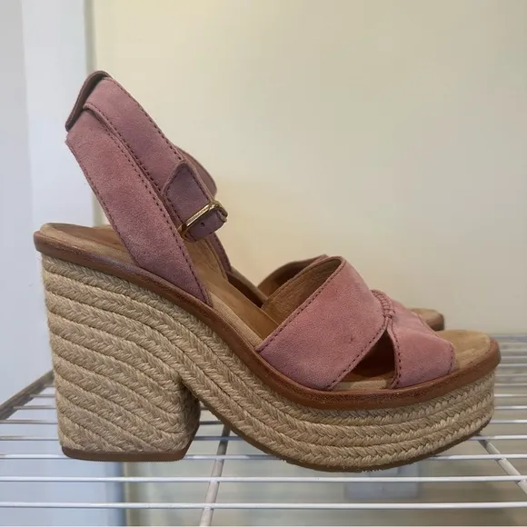 UGG &quot;Carine&quot; Pink Suede Platform Jute Espadrille Ankle Strap Heeled Sandals 9