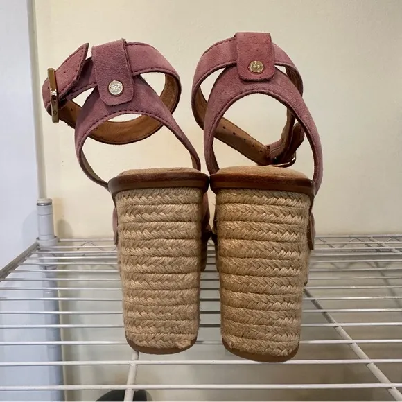 UGG &quot;Carine&quot; Pink Suede Platform Jute Espadrille Ankle Strap Heeled Sandals 9
