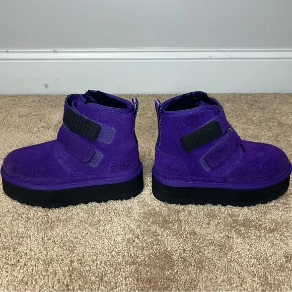 UGG boots Neumel Platform Purple Size 13