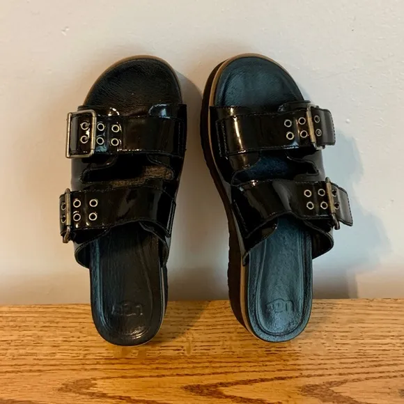 UGG Cammie Black Patent Leather Platform Sandals Buckle Slide wedge summer 7