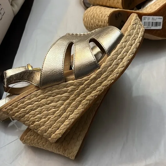 UGG® Careena Platform Wedge Espadrille Sandals