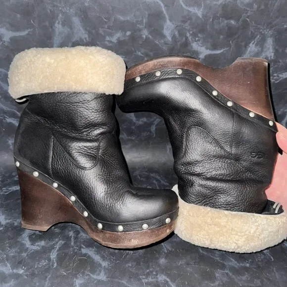 UGG Carnegie Black Nubuck Leather Wooden Wedge Heel Boots Womens Size 6