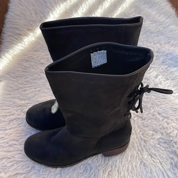Ugg Cary suede nubuck boots black. New without box. Size 7