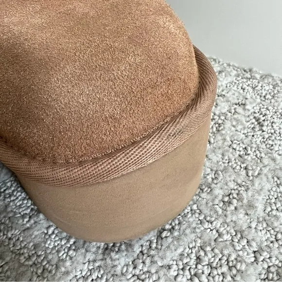 UGG classic mini platform boots 7