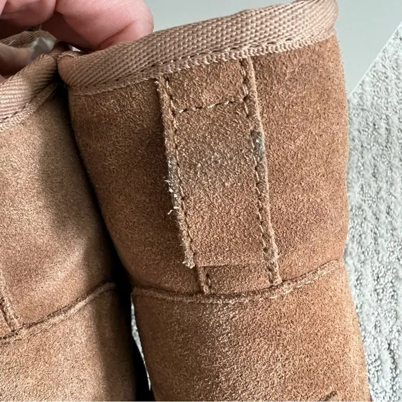 UGG classic mini platform boots 7