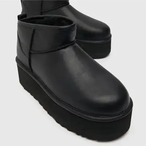 UGG Classic Ultra Mini Platform Leather Boots, Black, Size 10