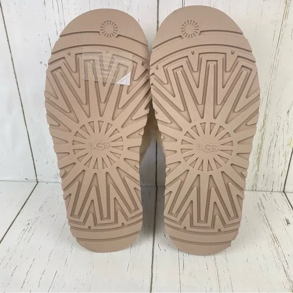 UGG Disco‎ Cross Slide Platform Sandals