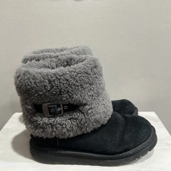UGG Ellee Marylin SIZE 4 Shearling Cuff Black Gray Boots Booties