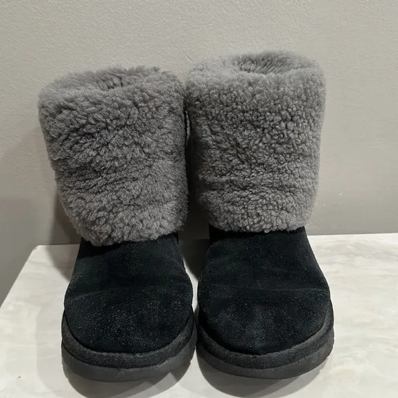 UGG Ellee Marylin SIZE 4 Shearling Cuff Black Gray Boots Booties