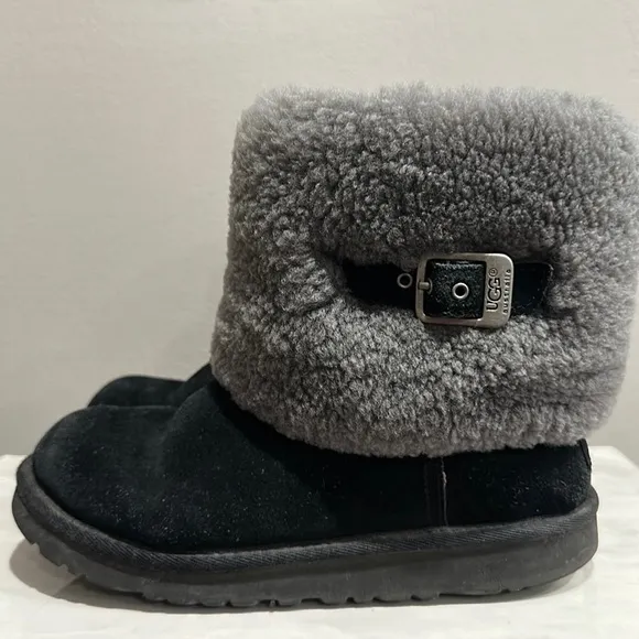 UGG Ellee Marylin SIZE 4 Shearling Cuff Black Gray Boots Booties