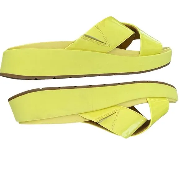 Ugg Emily Margarita Platform Patent Leather Yellow Slide Sandals size 9