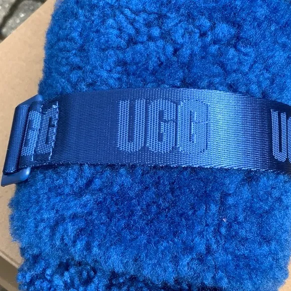 UGG FLUFFITA BLUE PLATFORM SANDALS, SIZE 10, NEW IN BOX