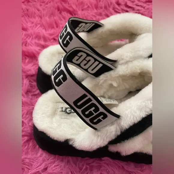 UGG Fluffy Fluff Disco Cross Slide SlipperBlack and White Platform Sandals 8