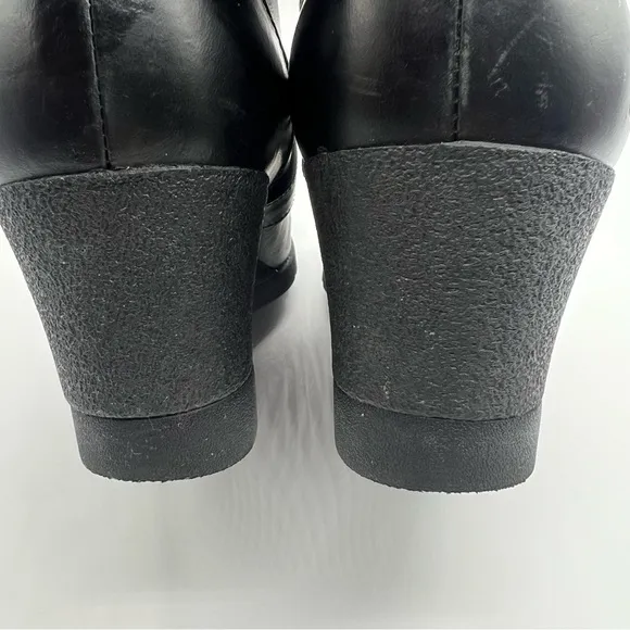 UGG Janney Women's Wedge Heel Boots Size 6.5 Sheepskin Lined 1012527 Waterproof