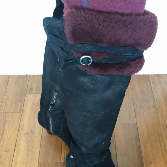 UGG Ophira boots