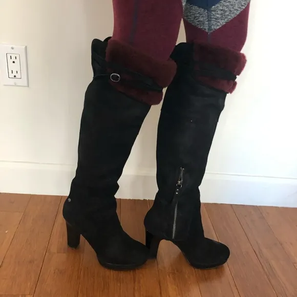 UGG Ophira boots