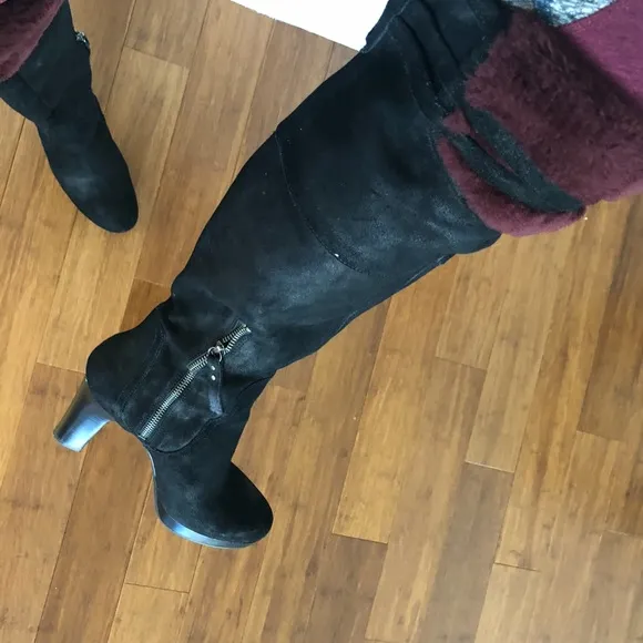UGG Ophira boots