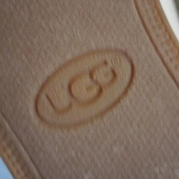 UGG slipon shoes size US 6