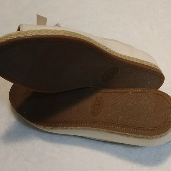 UGG slipon shoes size US 6