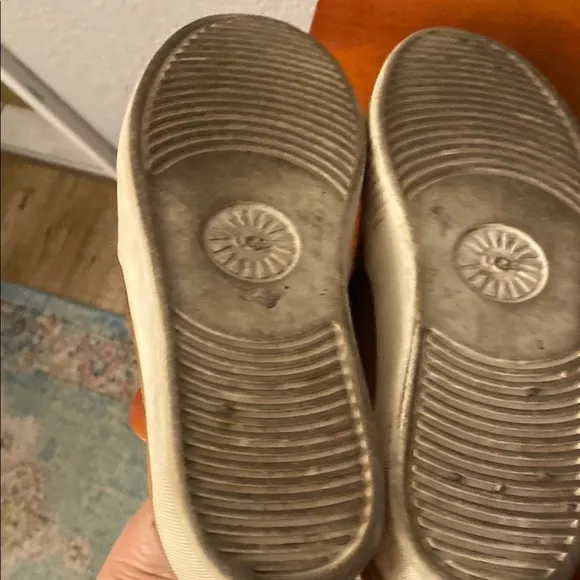 UGG womens Jazz Brown Slip-On Shoes
