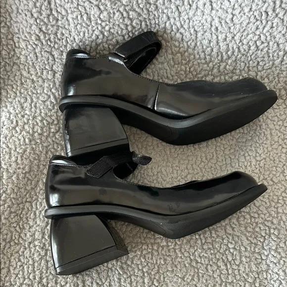 UNIF DOT Mary Jane’s Leather 90s Chunky Heel Ankle Strap